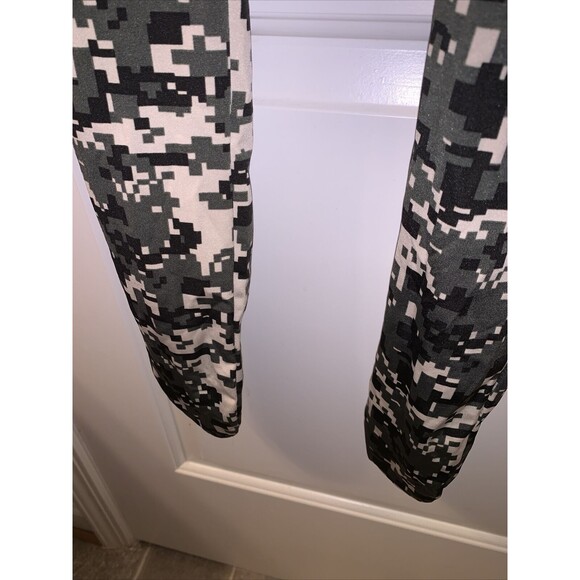 Boys MorphSuit Morph Costume BodySuit 1-Piece Size L 10-12 Halloween Camouflage - Picture 6 of 9